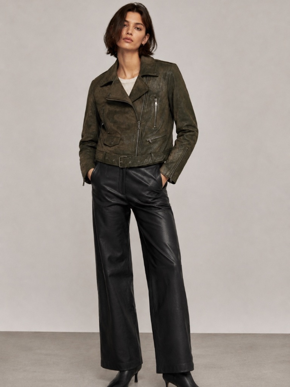 ZARA Chic Sexy Distressed Vegan Leather Moto Olive Green Timeless Belted Jacket - Picture 2 of 2